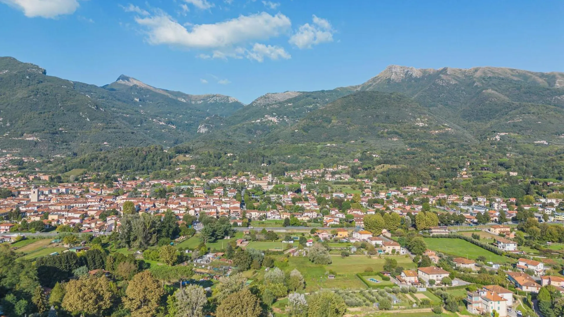 Holiday Home Giardino Del Sole By Interhome Camaiore